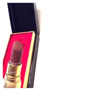 Velvet Matte Lip Colour